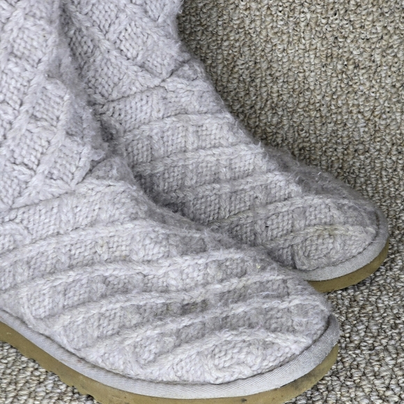 Light GREY Cardy Knit Ugg Boots Size 7 - Picture 4 of 5